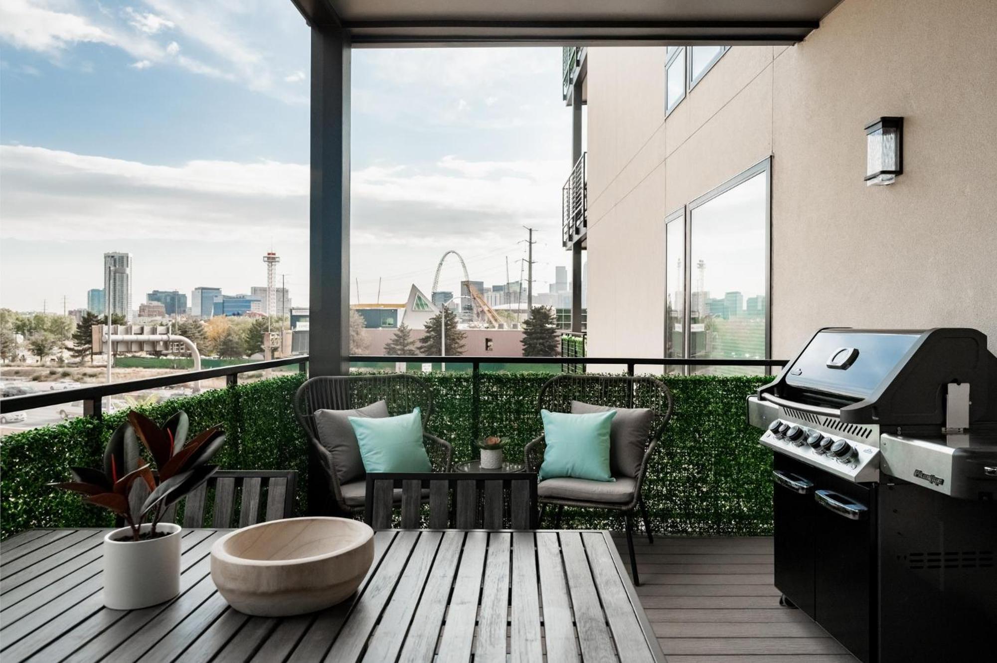 덴버 Gameday Oasis - Private Balcony - Jefferson Park - Tesoro 빌라 외부 사진